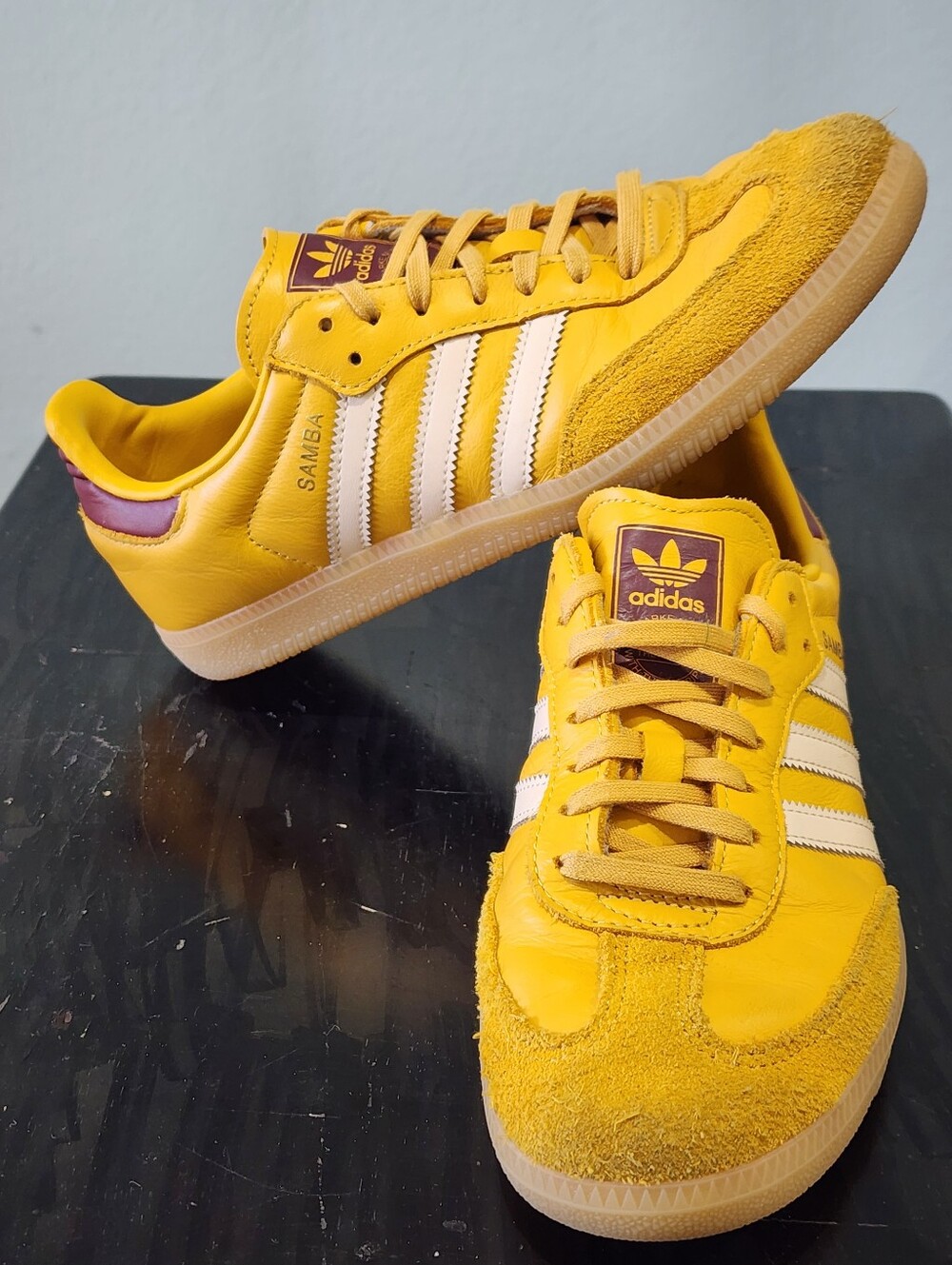 ADIDAS | Samba OG J | Preloved Yellow-Crystal Sand-Shadow Red | Size 6.5 Mens - Picture 4 of 13